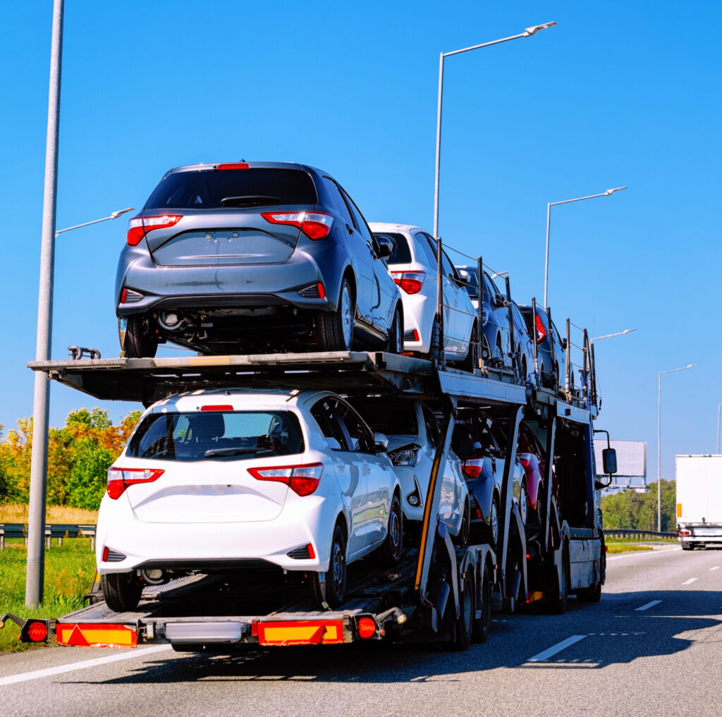 How Auto Shippers Handle Weather Disruptions